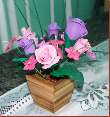 Vasinhos de flores