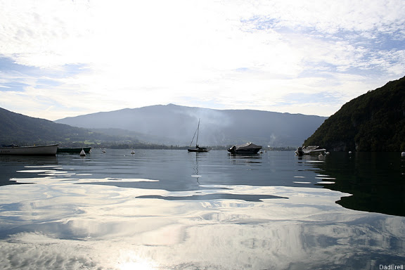 Eau sur le lac d'Annecy