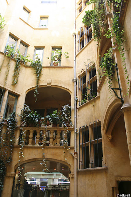 Cour intérieure, musée Gadagne, Lyon