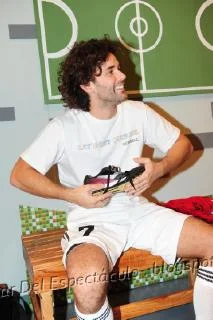 Vestuario Mariano Martínez.png