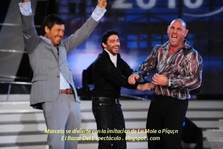 Marcelo se divierte con la imitaci¢n de La Mole a Piqu¡n.JPG