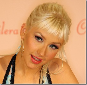 Launch Christina Aguilera Inspire ZfQP-c3pLD2l[1]
