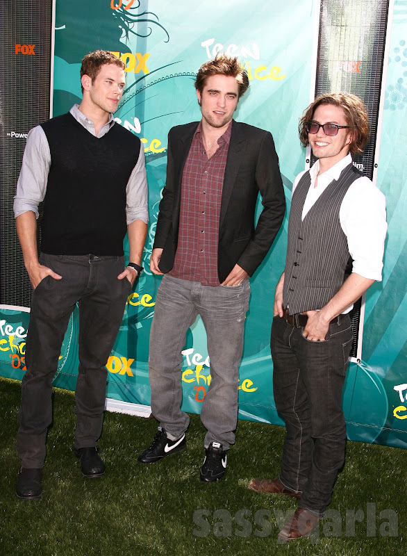 Robert Pattinson August 9, 2009 Kellan Lutz Jackson Rathbone