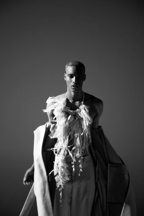Dior Homme by Pierre Debusschere | Vogue Hommes Japan | Homotography