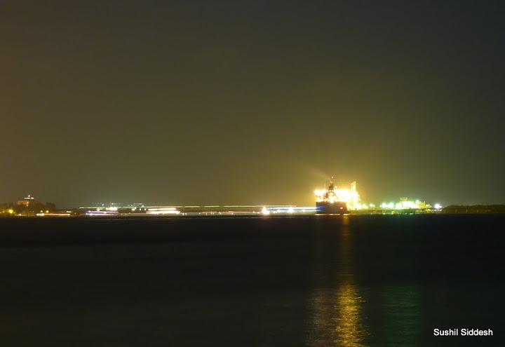road-tripper-kochi-by-night