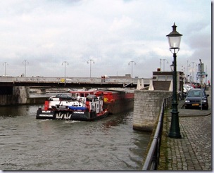 Bridge boat 7