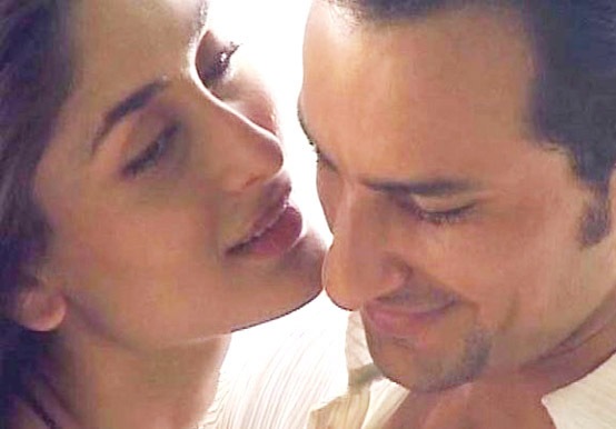[saif-kareena32434345434[3].jpg]