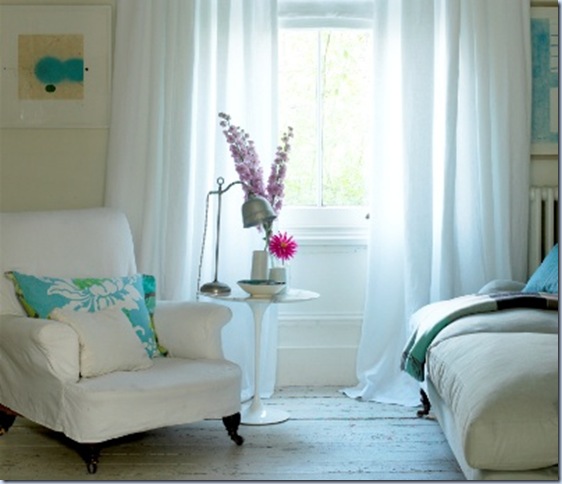 Back_Sitting_room_white_curtains_and_blind_%28Custom%29 naturalcurtaincompany uk