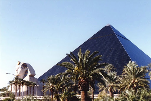 luxor hotel las vegas. Luxor Hotel amp; Casino (Las