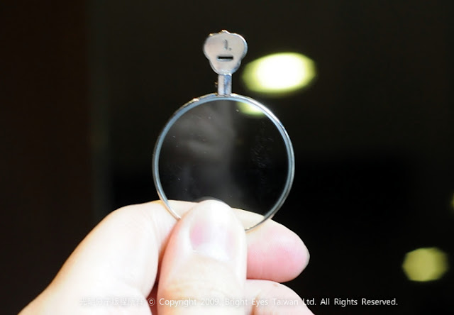 Yahoo! 奇摩摩人的雲端印刷新體驗.眼鏡桌曆誕生記-光明分子.眼鏡