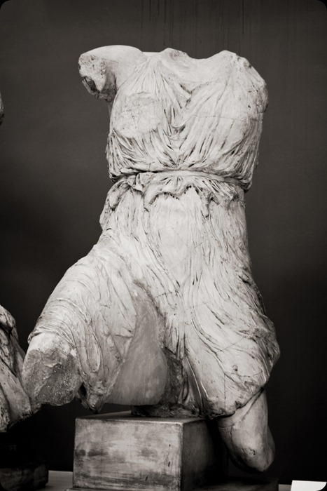 museum statue body