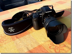 E-5 met Leica 14 150mm en slings strap