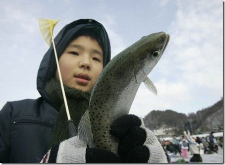 ice_fishing_festival3