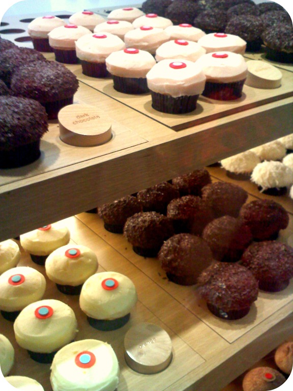 [cupcake counter sprinkles cupcake bakery[6].jpg]