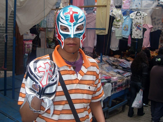 Vendedores callejeros sufren 10 afecciones en La Paz
