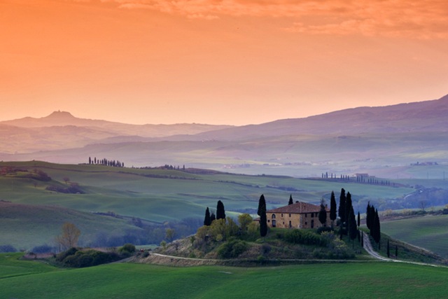 [Tuscany Landscape[4].jpg]