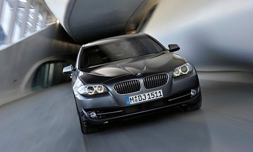 Новый BMW 528i 2011 года