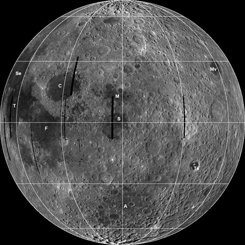 [mosaico da superfície lunar[5].jpg]