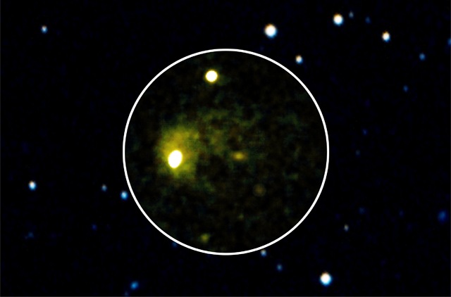 [imagem em ultravioleta e visível do asteroide Scheila[7].jpg]
