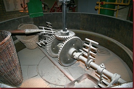 De_Halve_Maan_museum_machinery2