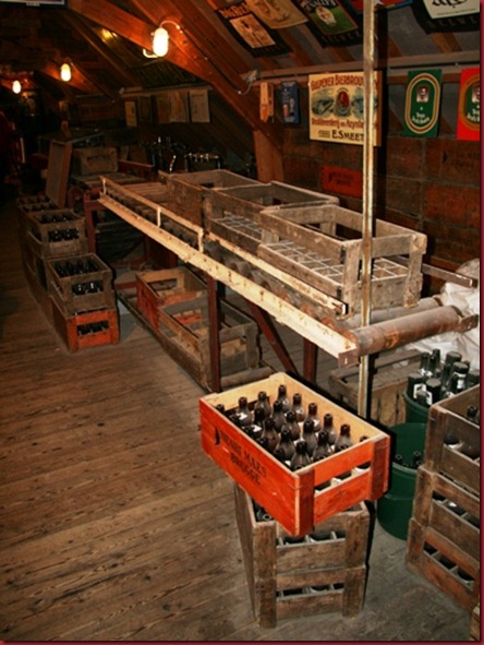 De_Halve_Maan_museum_beer_bottling_375
