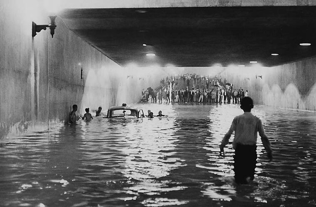 [Enchentes - Túnel do Anhagabaú - 1963[5].jpg]