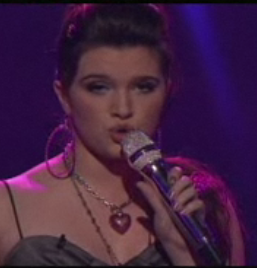 [Katie Stevens Chain of Fools American Idol Top 10 March 30[3].png]