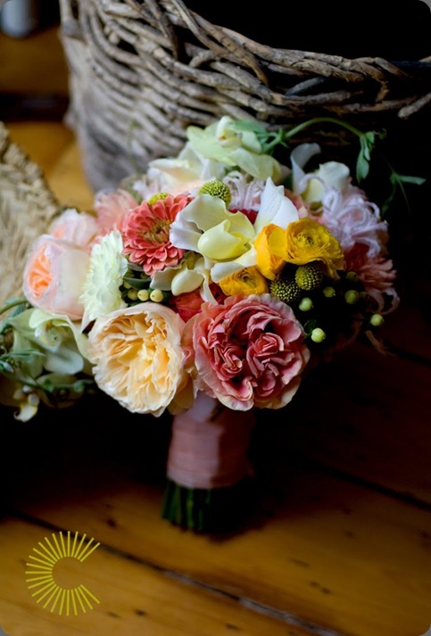 lauran bouquet blush floral