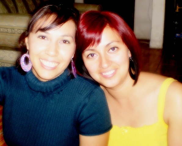 [SILVIA Y SARAY 2009[2].jpg]