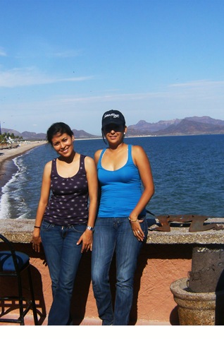 [BRENDA Y PERLA[2].jpg]