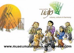 Cerita Alat  Musik  Angklung Kawasan Museum Alat  Musik  