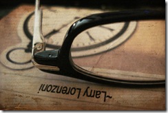 ReadingGlassesOverlay