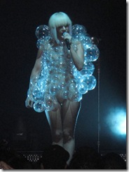 lady-gaga-costume-on-stage-bubbles