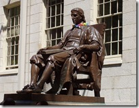 John_Harvard_statue_at_Harvard_University