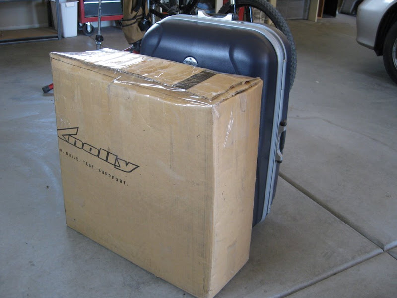 26x26x10 suitcase