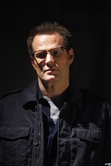 Jack Coleman aka 'Noah Bennet' from Heroes - click for additional pictures from the season finale "An Invisible Thread"