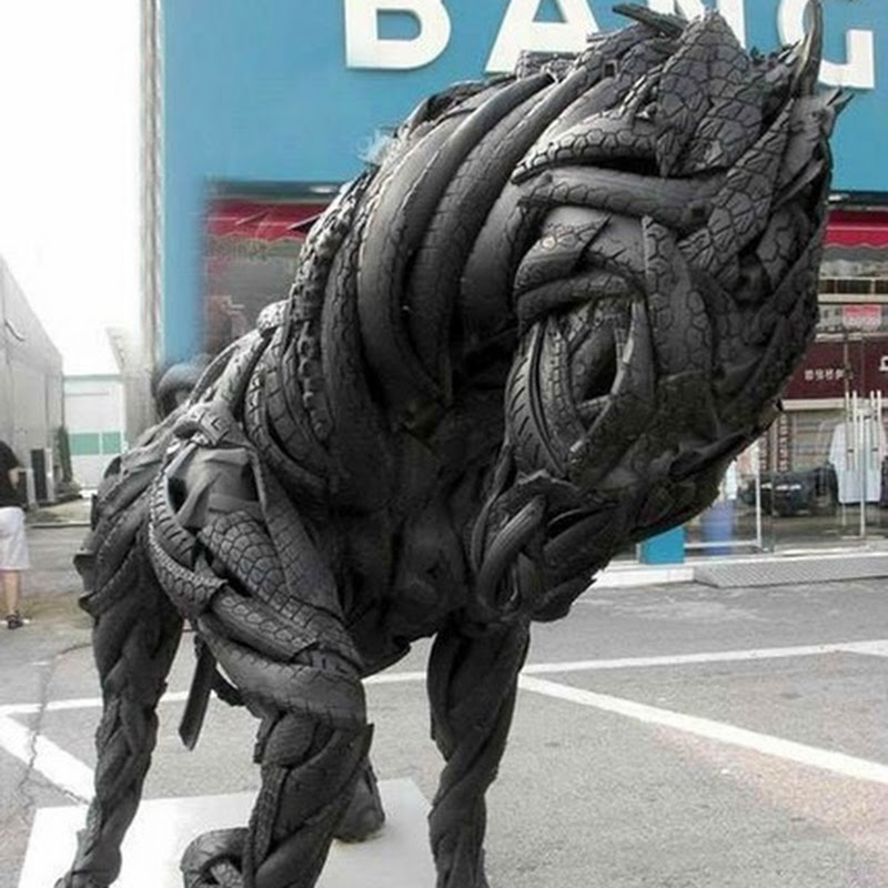 Esculturas hechas con neumáticos