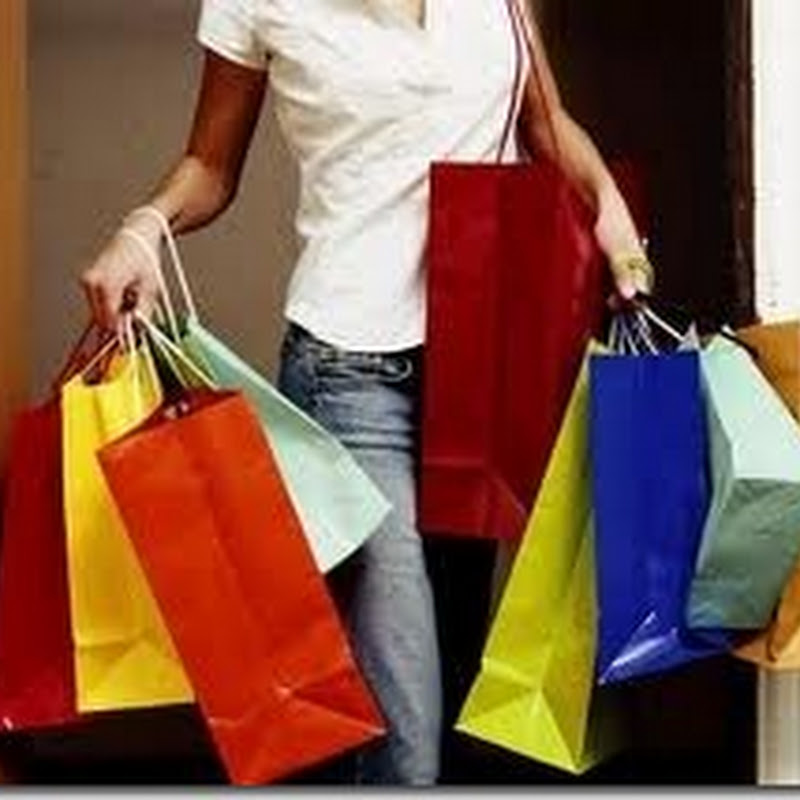 Новогодний шопинг: Финансово-психологические приемы магазинов