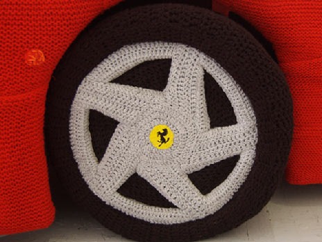 [66933443_1290443381_laurenporter_knittedferrari3[4].jpg]