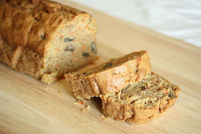 photo of carrot bread with two slices cut off