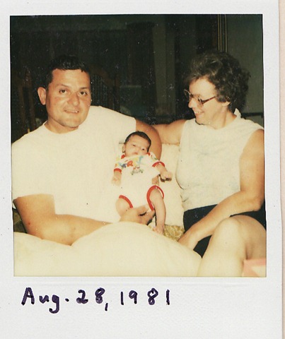 [1981-08-28 Sela with Oma and Opa[2].jpg]