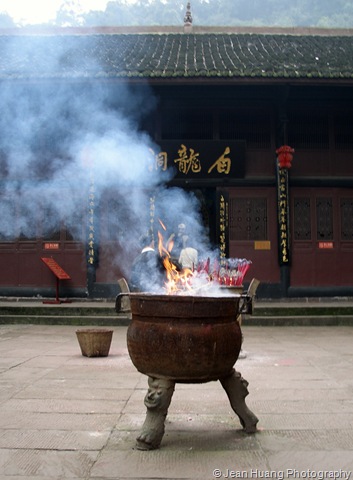 [White Dragon Temple - Mount Emei, Sichuan Province, China[7].jpg]