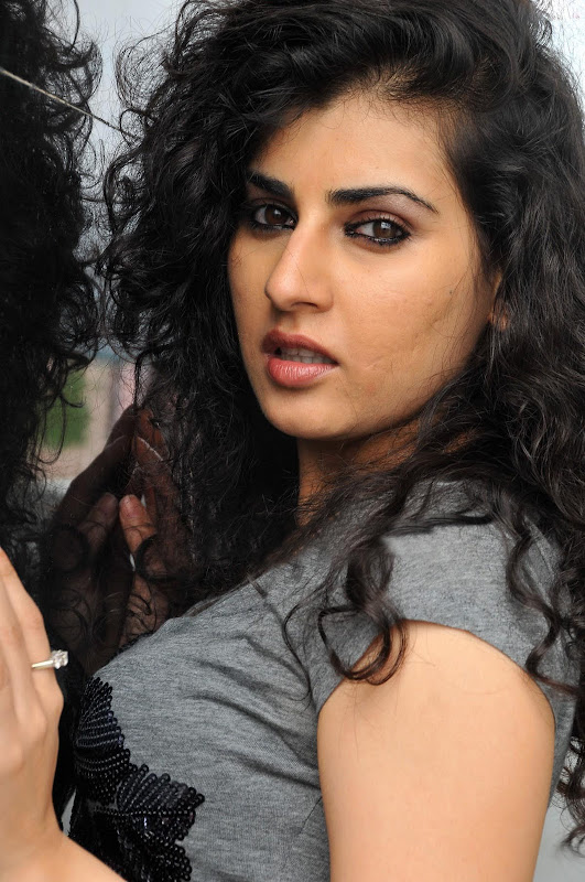 Archana  Veda Hot Photo Shoot hot photos