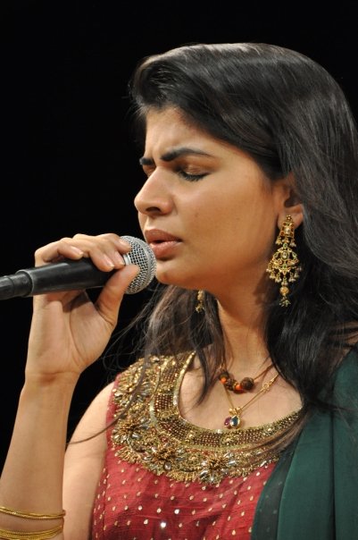singer chinmayee chinmayi glamour  images