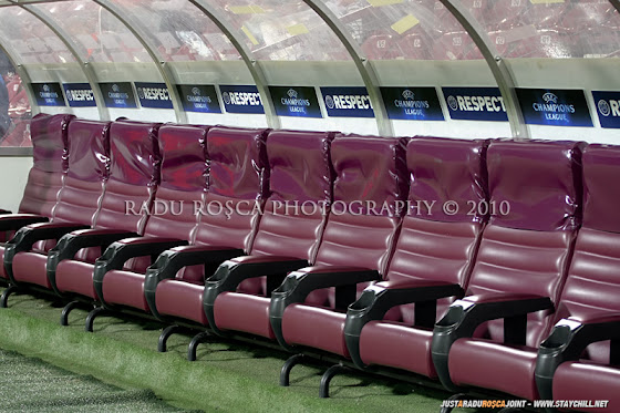 UEFA Champions League 2010/11. CFR Cluj - FC Basel 2-1 // Băncile de rezerve