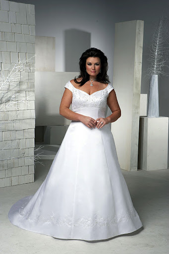 Stunning Plus Size Bridal Gown