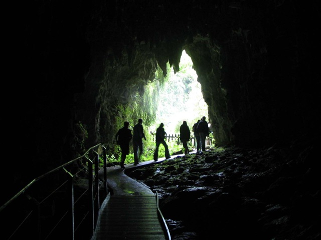 [LOW RES Cave entrance[2].jpg]