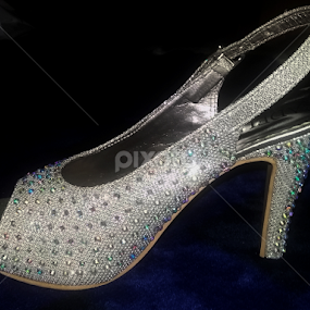 Silver Sandal by Aamir Soomro - Artistic Objects Clothing & Accessories