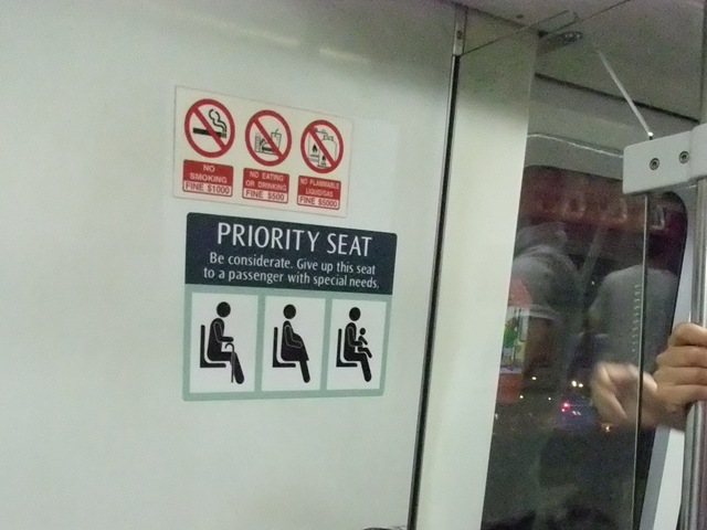 [Priority seat[3].jpg]