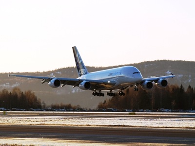 A380-04